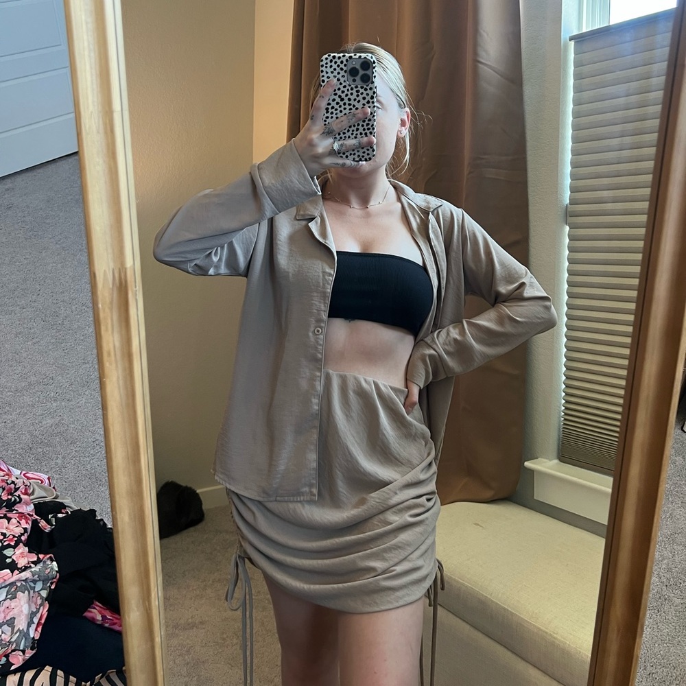Two-Piece Set